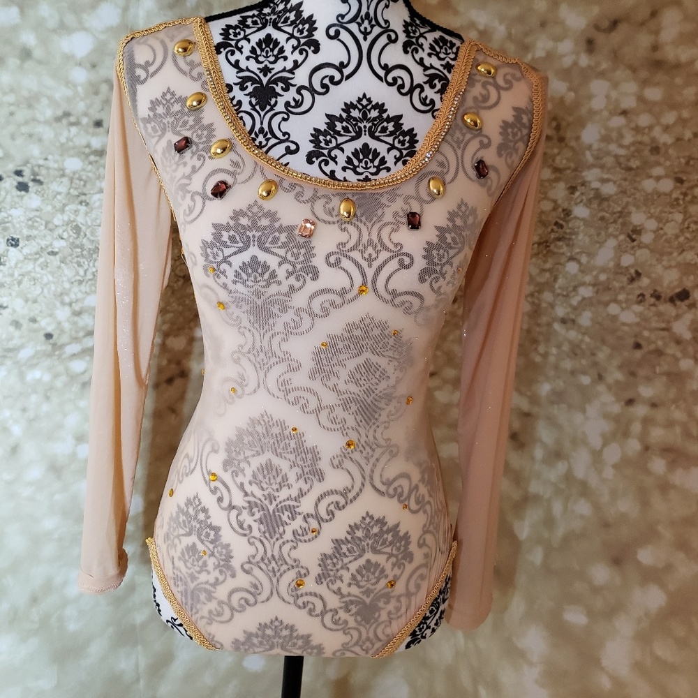 Nude bodysuit
